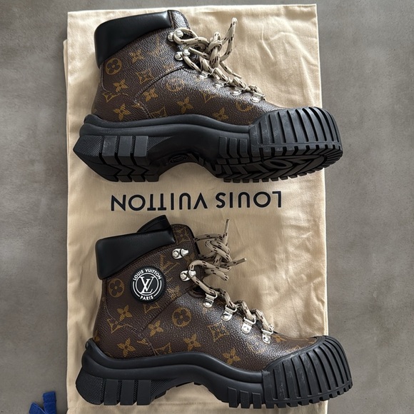 Ruby Flat Ranger - Picture 2 of 7